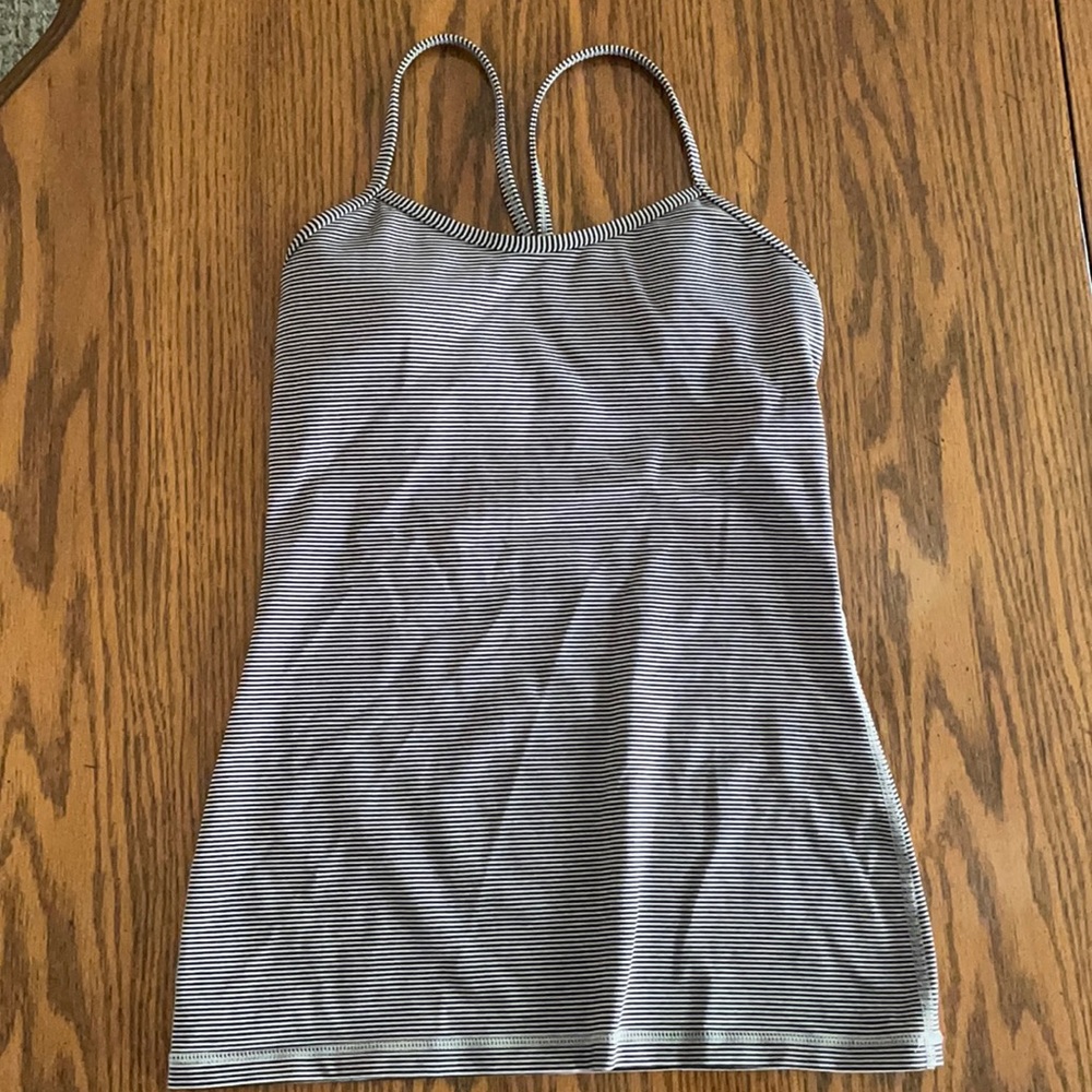 Lululemon Power Y tank